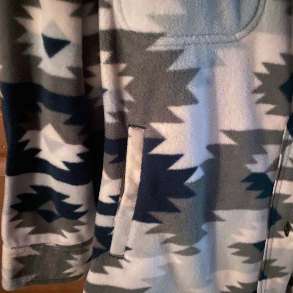 Geometric Patterned fleece Jacket - Picture 3 of 4